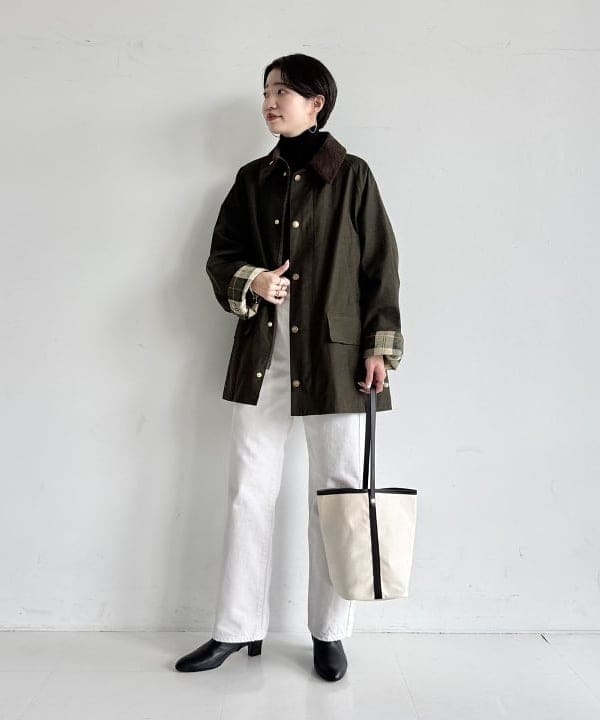 SANOさんの「BEAMS WOMEN｜【別注】Barbour / BEDALE ジャケット」を使ったコーディネート
