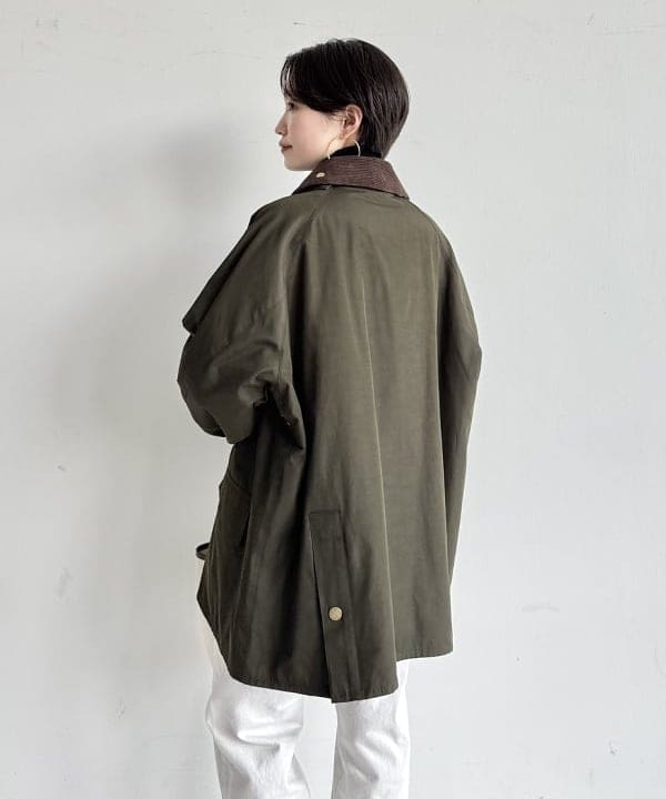 SANOさんの「BEAMS WOMEN｜【別注】Barbour / BEDALE ジャケット」を使ったコーディネート