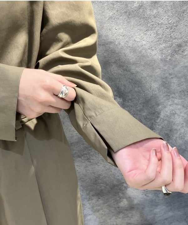 OSUMIさんの「BEAMS WOMEN｜スキッパー ギャバ ジャンプスーツ」を使ったコーディネート