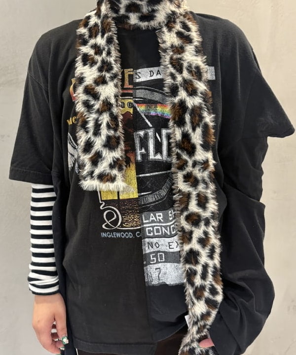 大石彩可さんの「BEAMS WOMEN｜スリム 柄 マフラー」を使ったコーディネート