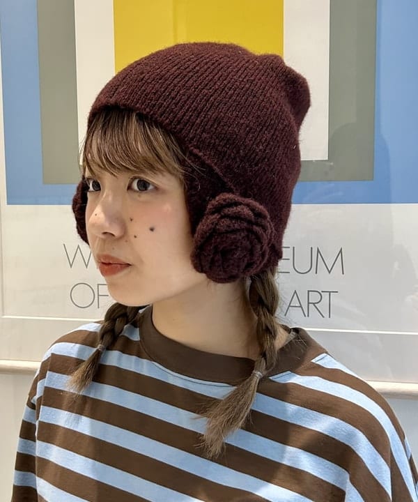 ナツハさんの「BEAMS WOMEN｜【別注】Casselini / フラワー ニット帽」を使ったコーディネート