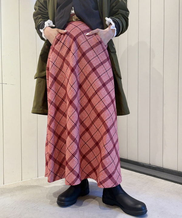 おのすさんの「BEAMS WOMEN｜ヘンリーネック レース カーディガン」を使ったコーディネート