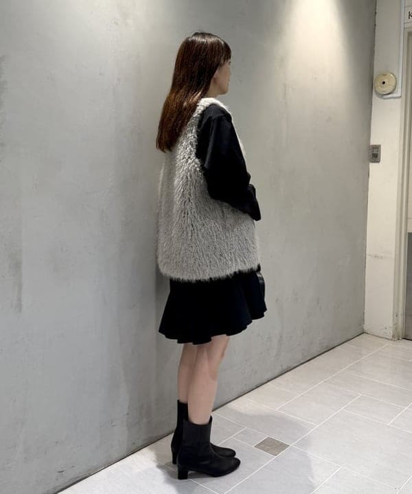 ヒライさんの「BEAMS WOMEN｜フリルヘム シャツ ワンピース」を使ったコーディネート