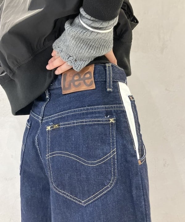 津藤 理佐子さんの「BEAMS WOMEN｜デタッチ スリーブ ミリタリー ブルゾン」を使ったコーディネート