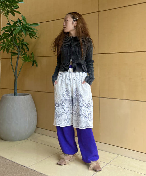 ハルキ　モモナさんの「BEAMS WOMEN｜モールフェード ジップ カーディガン」を使ったコーディネート