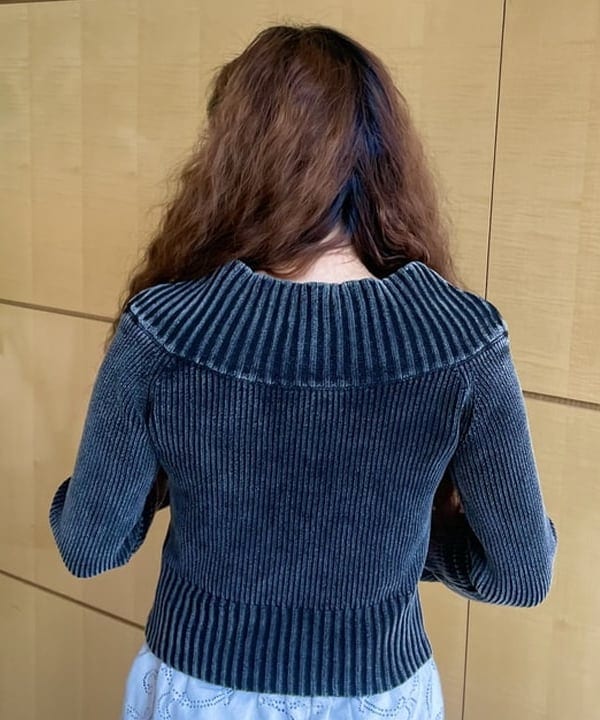 ハルキ　モモナさんの「BEAMS WOMEN｜モールフェード ジップ カーディガン」を使ったコーディネート