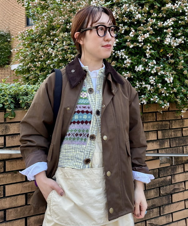 イシイ サオリさんの「BEAMS WOMEN｜フェアアイル 5分袖 カーディガン」を使ったコーディネート