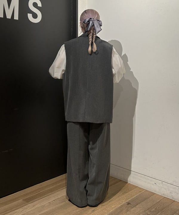 ando naoさんの「BEAMS WOMEN｜ヘリンボーン ハイウエスト ワイド パンツ」を使ったコーディネート