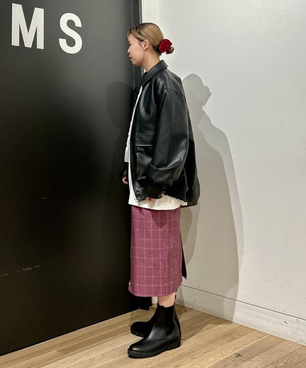 早川 萌子さんの「BEAMS WOMEN｜フェイクレザー フライト ジャケット」を使ったコーディネート