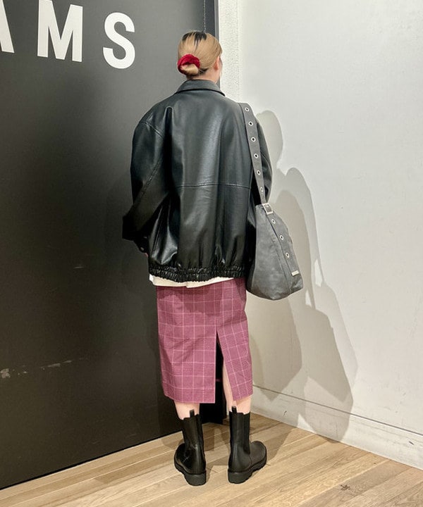 早川 萌子さんの「BEAMS WOMEN｜フェイクレザー フライト ジャケット」を使ったコーディネート