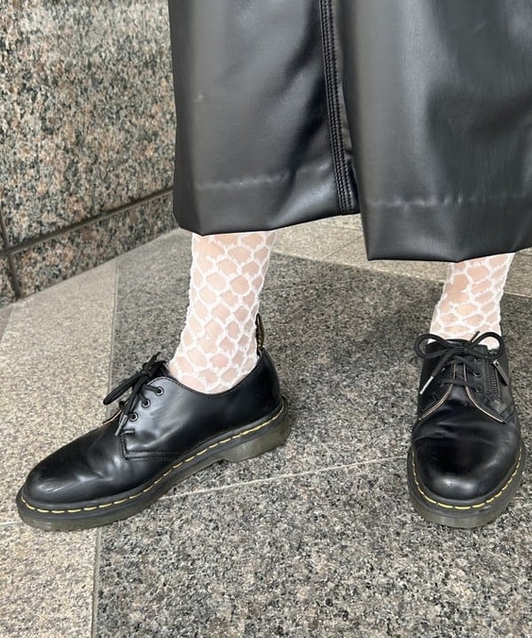 Sakiさんの「BEAMS WOMEN｜サテン ウエスタン シャツ」を使ったコーディネート