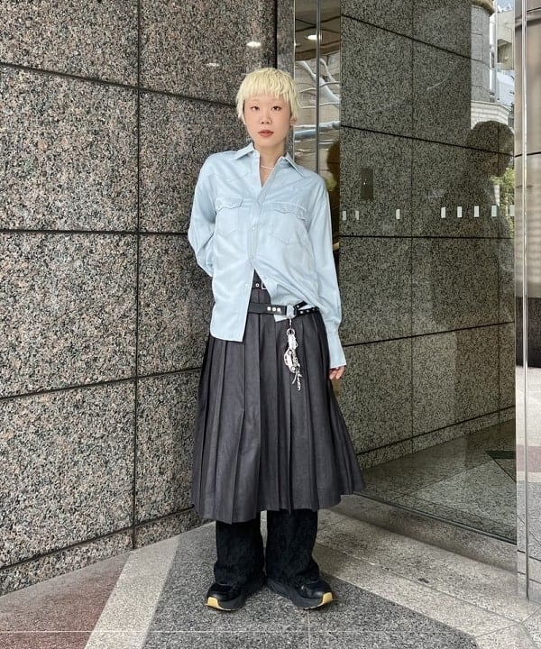 あさひさんの「BEAMS WOMEN｜guriguri / ピンク カー チャーム」を使ったコーディネート