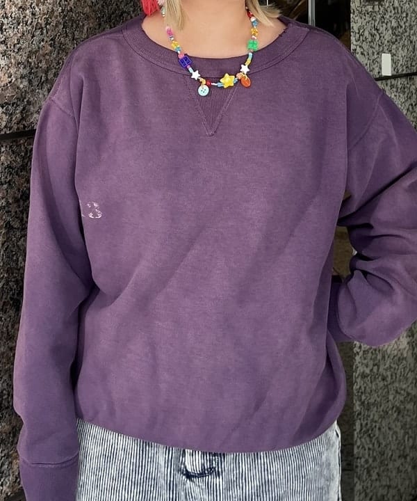 あゆさんの「BEAMS WOMEN｜【別注】 WAREHOUSE & CO. / ステンシル13 前V スウェット」を使ったコーディネート