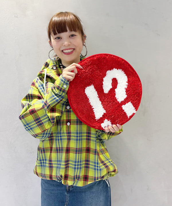 りかちょび/岸本梨佳さんの「BEAMS WOMEN｜Badge Rug」を使ったコーディネート