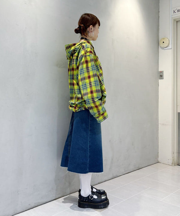 りかちょび/岸本梨佳さんの「BEAMS WOMEN｜Badge Rug」を使ったコーディネート