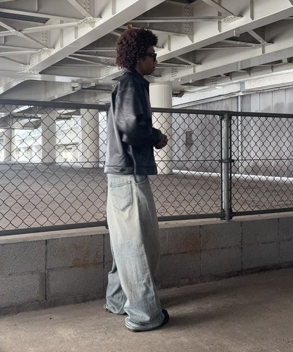 NADEL ナデールさんの「BEAMS WOMEN｜ワイドフィット レザー ジップブルゾン」を使ったコーディネート