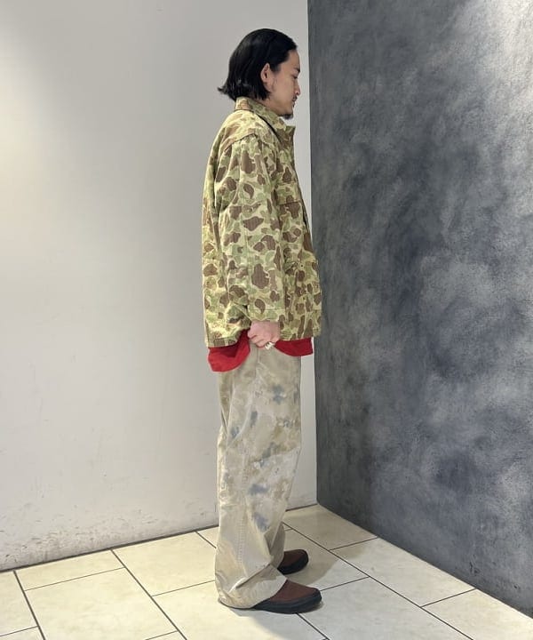 IHA(イハ)さんの「BEAMS WOMEN｜【別注】BUZZ RICKSON'S / ヘリンボーン カモ ジャケット」を使ったコーディネート