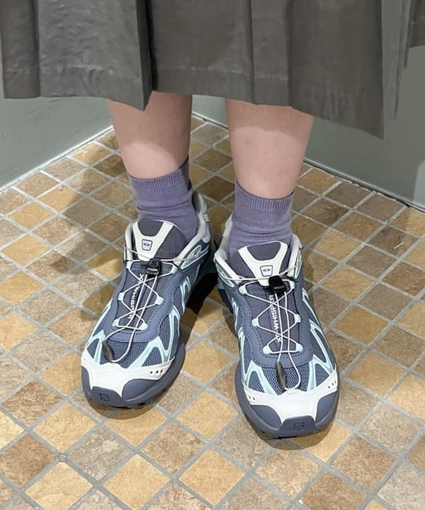 加歩さんの「BEAMS WOMEN｜モールフェード ジップ カーディガン」を使ったコーディネート