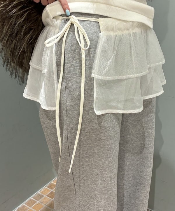 amiriさんの「BEAMS WOMEN｜【別注】athletic wear MASON / メッセージ ロングスリーブ Tシャツ」を使ったコーディネート