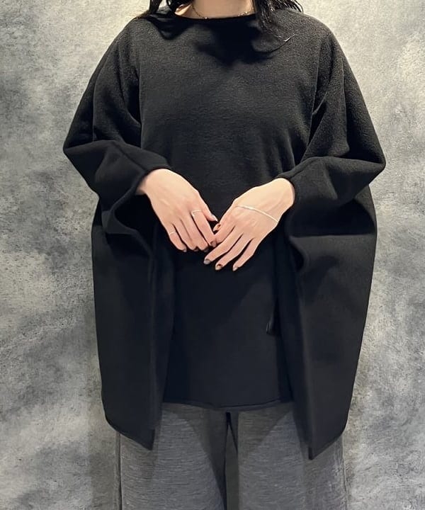 nodokaさんの「BEAMS WOMEN｜	COG THE BIGSMOKE / MILA ポンチョ トップス」を使ったコーディネート