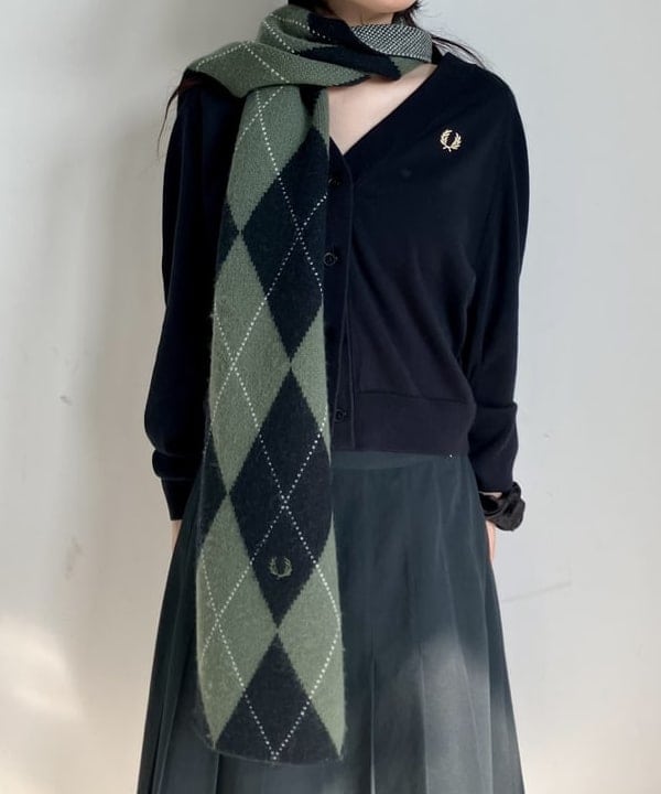 須賀さんの「BEAMS WOMEN｜アーガイルシアー ソックス」を使ったコーディネート