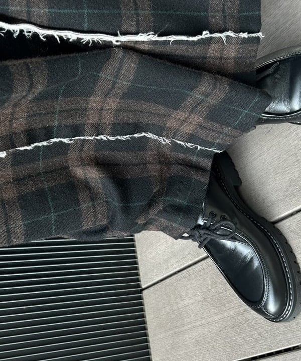 marieさんの「BEAMS WOMEN｜リサイクルウール カットオフ スラックス」を使ったコーディネート