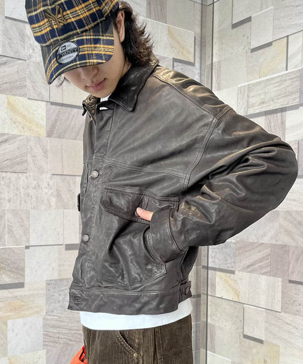 久保田 耀さんの「シープレザー ショート ジャケット」を使ったコーディネート