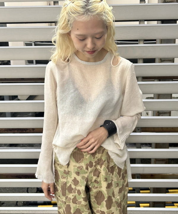 MATSUMOTO AMIさんの「BEAMS WOMEN｜maturely / メッシュ トップ ロングスリーブ」を使ったコーディネート