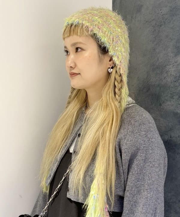 マツモト アカネさんの「BEAMS WOMEN｜クロップド クルーネック カーディガン」を使ったコーディネート