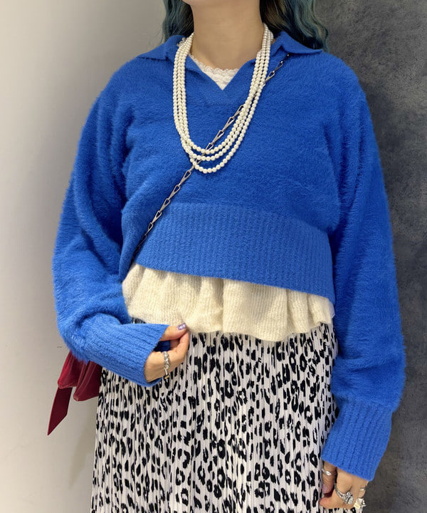 マツモト アカネさんの「BEAMS WOMEN｜フェザー シャギー スキッパー ニット」を使ったコーディネート