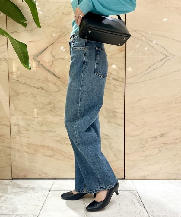 中丸　栞さんの「BEAMS WOMEN｜PUNTI. / PORTRAIT ショルダーバッグ」を使ったコーディネート