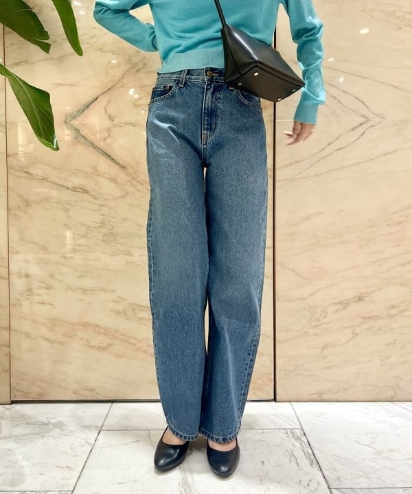 中丸　栞さんの「BEAMS WOMEN｜PUNTI. / PORTRAIT ショルダーバッグ」を使ったコーディネート