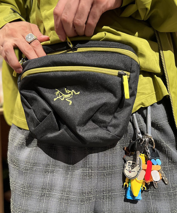 BAKU(東江 漠)さんの「BEAMS WOMEN｜【EXCLUSIVE】ARC&rsquo;TERYX / Beta SL Jacket M」を使ったコーディネート