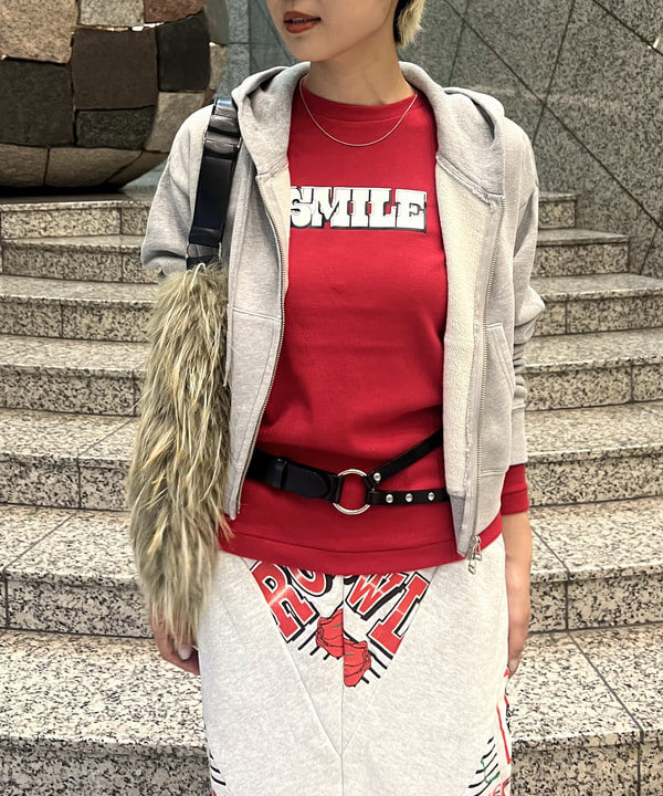 あさひさんの「BEAMS WOMEN｜【別注】athletic wear MASON / メッセージ ロングスリーブ Tシャツ」を使ったコーディネート