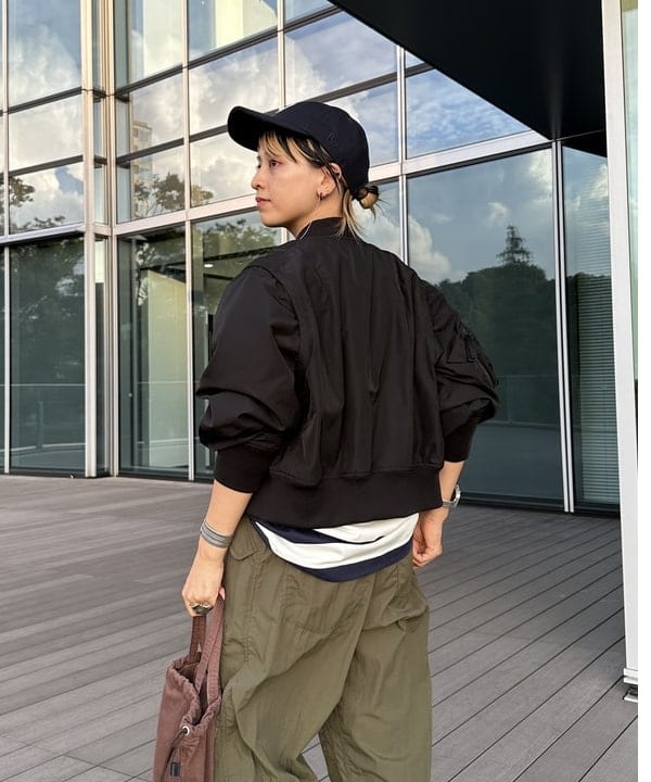 Heg.さんの「BEAMS WOMEN｜【別注】N,P,E / ペイシェントバッグ カラー デニム M」を使ったコーディネート