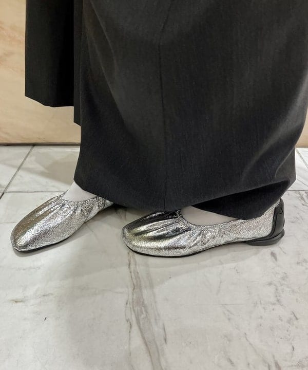 茂野 真楓さんの「BEAMS WOMEN｜TAN / カシミヤ ストライプ スカーフベスト」を使ったコーディネート