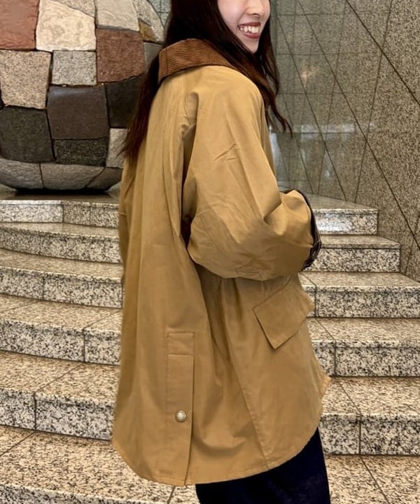 はやしあかねさんの「BEAMS WOMEN｜【別注】Barbour / BEDALE ジャケット」を使ったコーディネート
