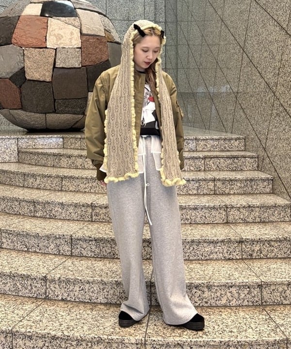 YABUさんの「BEAMS WOMEN｜デタッチ スリーブ ミリタリー ブルゾン」を使ったコーディネート