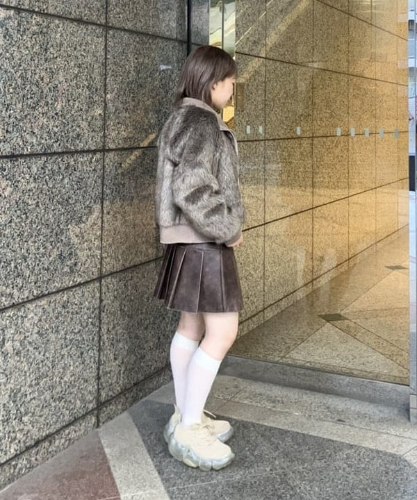 まゆちゃんさんの「BEAMS WOMEN｜【別注】FRED PERRY / Twin Tipped Ribbed Polo Shirt」を使ったコーディネート