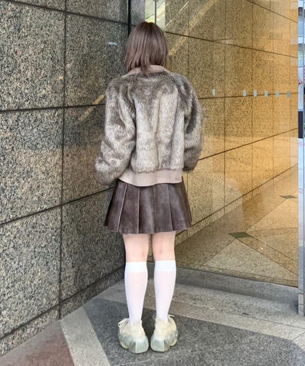 まゆちゃんさんの「BEAMS WOMEN｜【別注】FRED PERRY / Twin Tipped Ribbed Polo Shirt」を使ったコーディネート