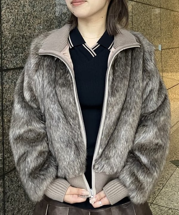 まゆちゃんさんの「BEAMS WOMEN｜【別注】FRED PERRY / Twin Tipped Ribbed Polo Shirt」を使ったコーディネート