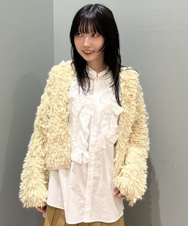 加歩さんの「BEAMS WOMEN｜ミックス ループ編み ニット ジャケット」を使ったコーディネート