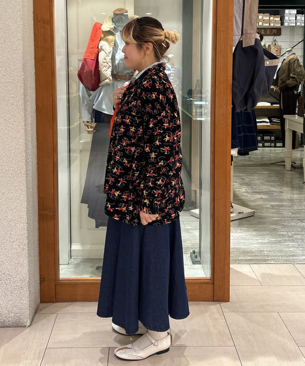 大石彩可さんの「BEAMS WOMEN｜サテン ウエスタン シャツ」を使ったコーディネート