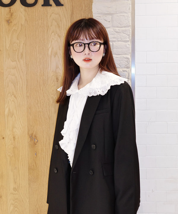 Joさんの「BEAMS WOMEN｜CHRISTIAN VILLA / スクエア ボストン バッグ」を使ったコーディネート