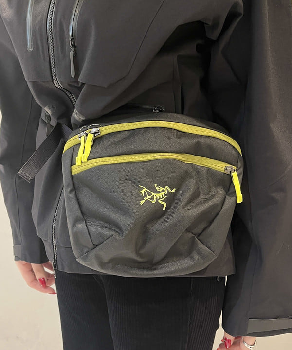 江口 息吹さんの「BEAMS WOMEN｜SLMN_XT-WsprSP&hArr;」を使ったコーディネート