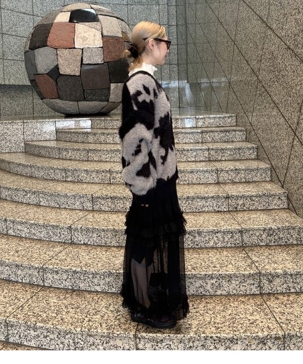 YABUさんの「BEAMS WOMEN｜ランダム リブ メロー ハイネック カットソー」を使ったコーディネート