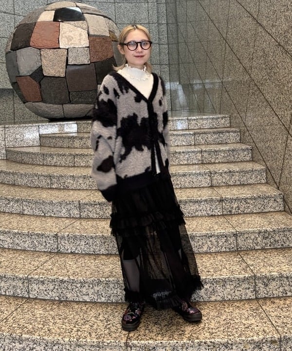 YABUさんの「BEAMS WOMEN｜ランダム リブ メロー ハイネック カットソー」を使ったコーディネート