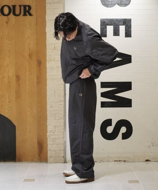 SUDOさんの「BEAMS WOMEN｜【別注】FRED PERRY / SHELL PANTS」を使ったコーディネート