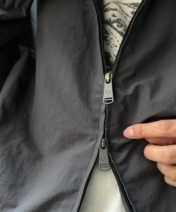 BAKU(東江 漠)さんの「BEAMS WOMEN｜【別注】FRED PERRY / SHELL JACKET」を使ったコーディネート