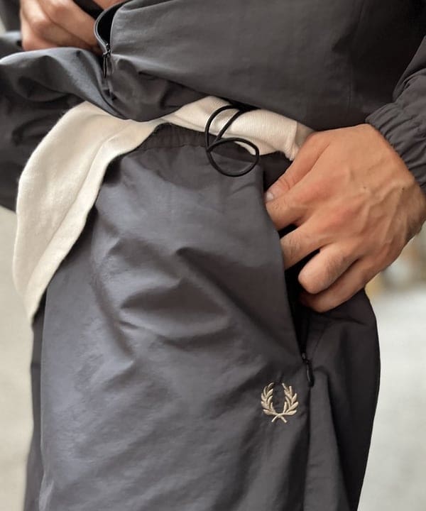 BAKU(東江 漠)さんの「BEAMS WOMEN｜【別注】FRED PERRY / SHELL JACKET」を使ったコーディネート